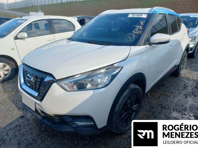NISSAN KICKS 18/19