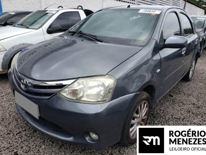 TOYOTA ETIOS SEDAN 12/13