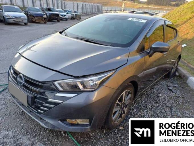 NISSAN VERSA 23/24