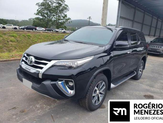 TOYOTA HILUX SW4 20/20