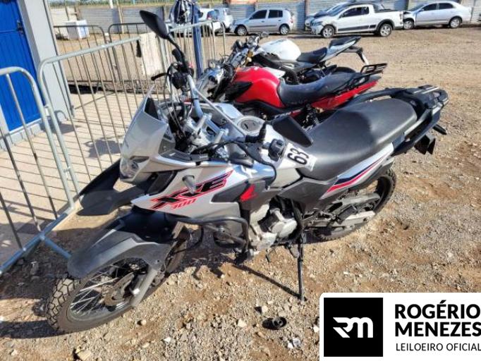 HONDA XRE 300 21/21