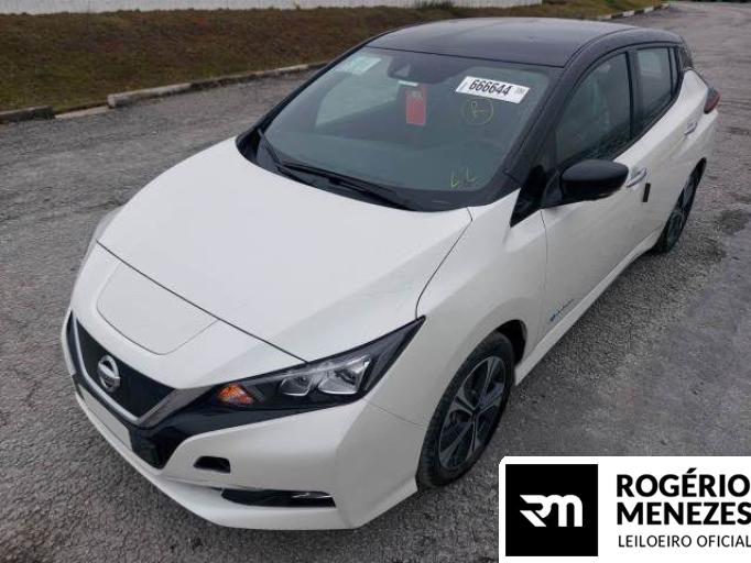 NISSAN LEAF 21/22