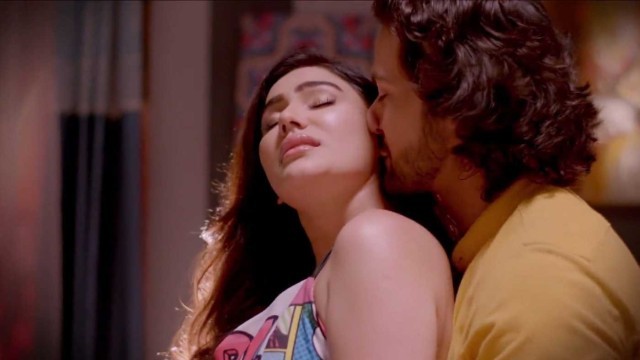 Raat Baki (2025) S01 E01 funtyy Hindi Hot Web Series